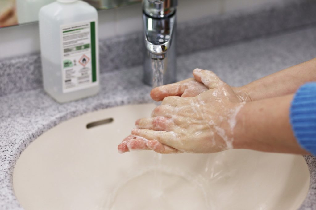 Lava le mani